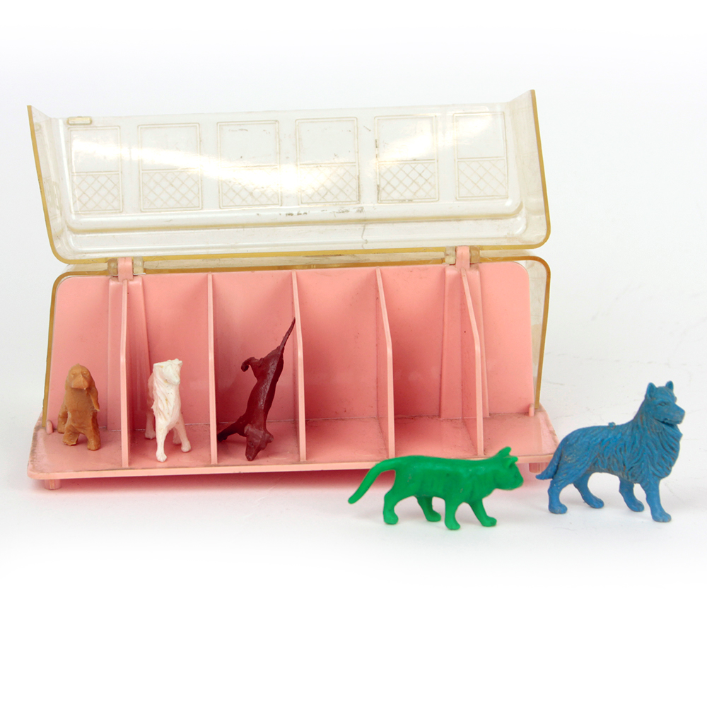 Vintage Nylint Ford Econoline Dog Kennel Truck