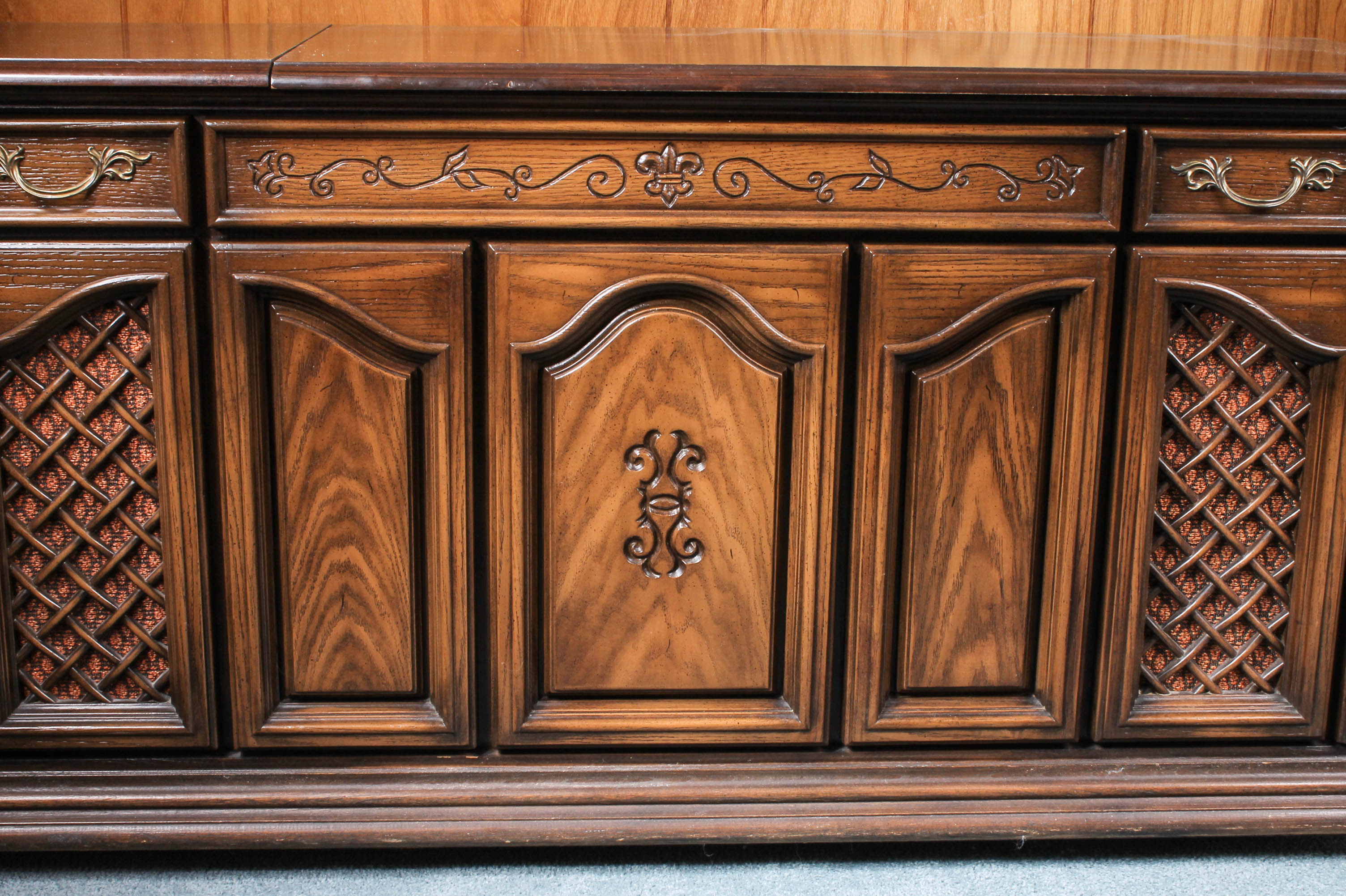 Vintage SoundDesign Stereo Console and 8-Track Tapes