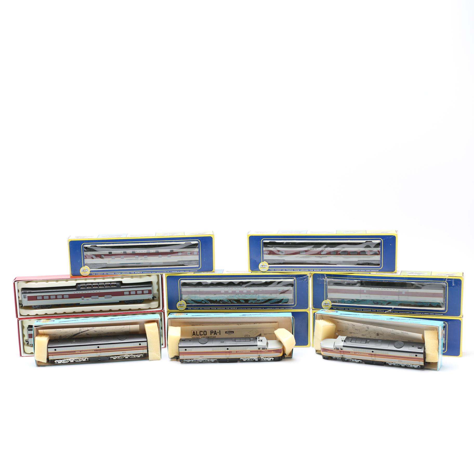 Ho Scale AHM Model Train Cars