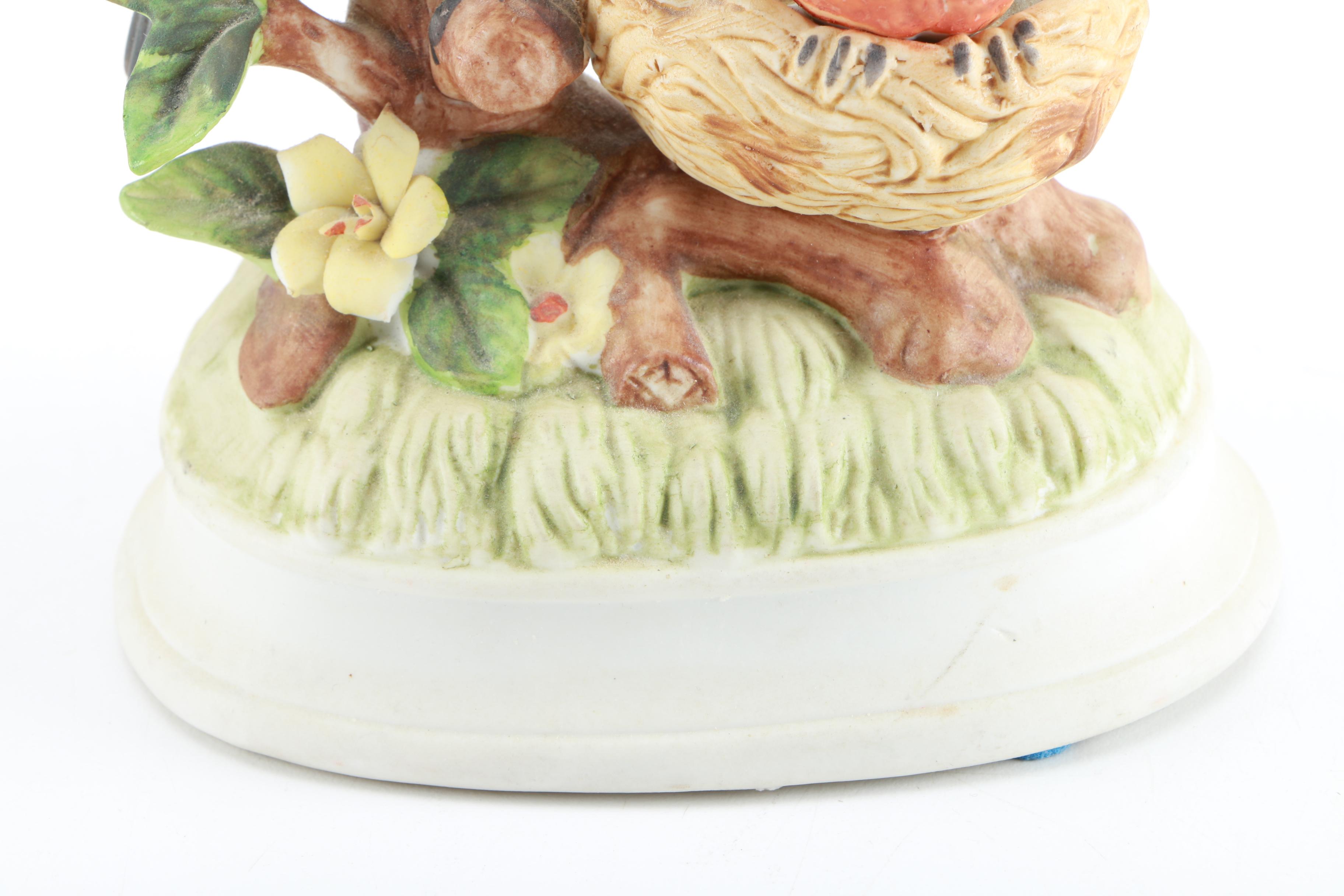 Gorham Ceramic Bird Music Box
