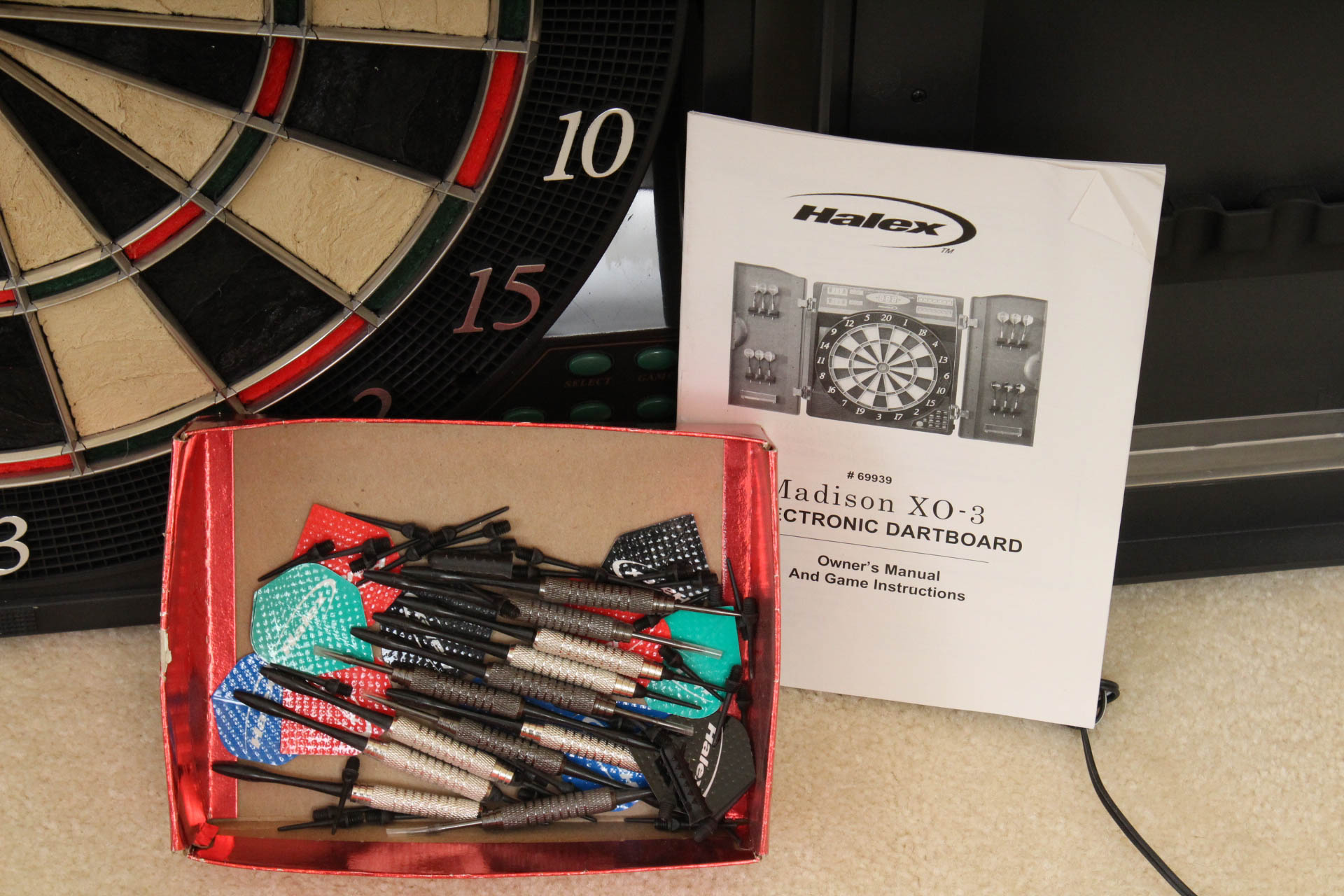 Halex Electronic Dartboard and Accessories