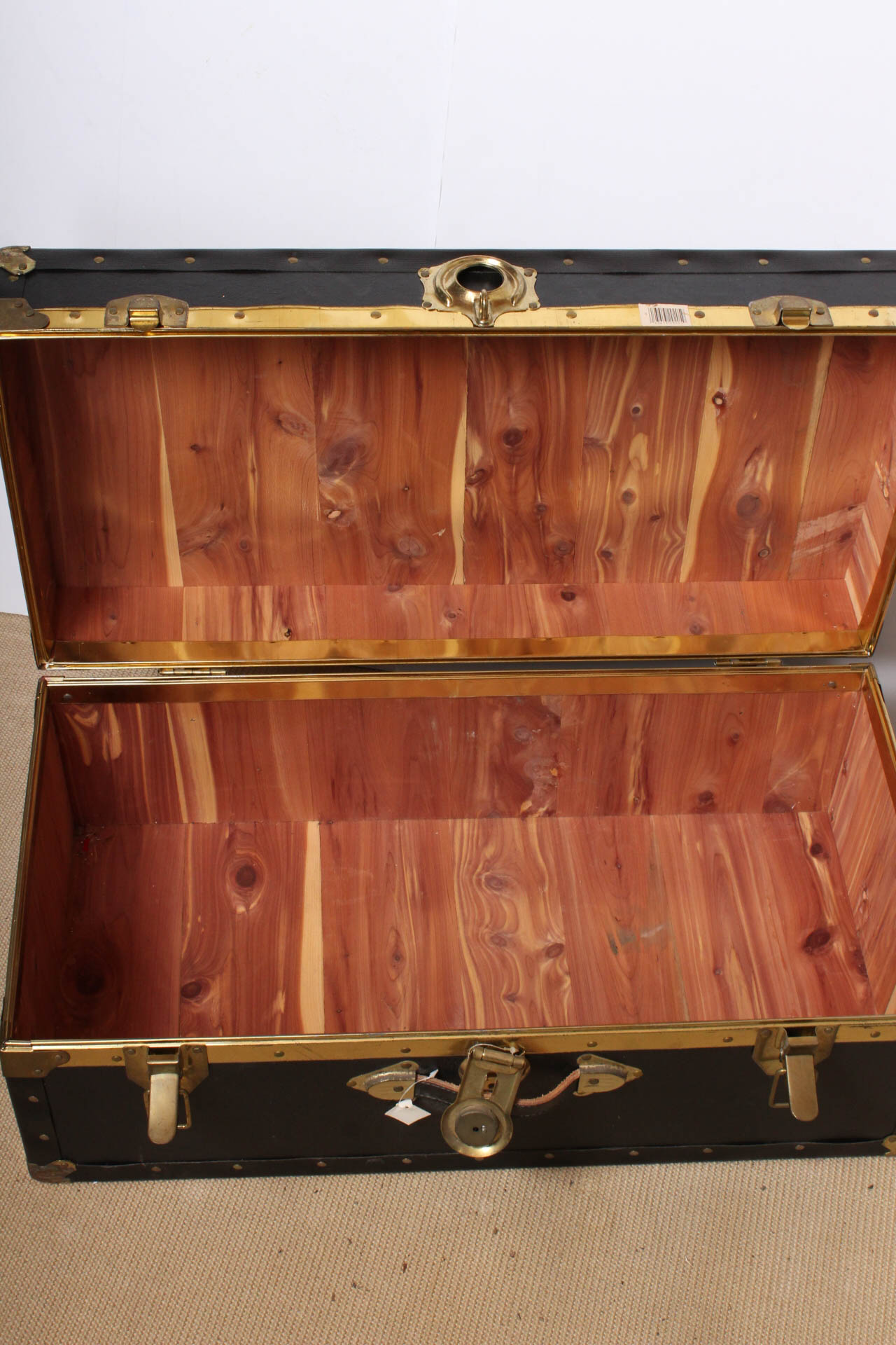 Cedar Lined Trunk