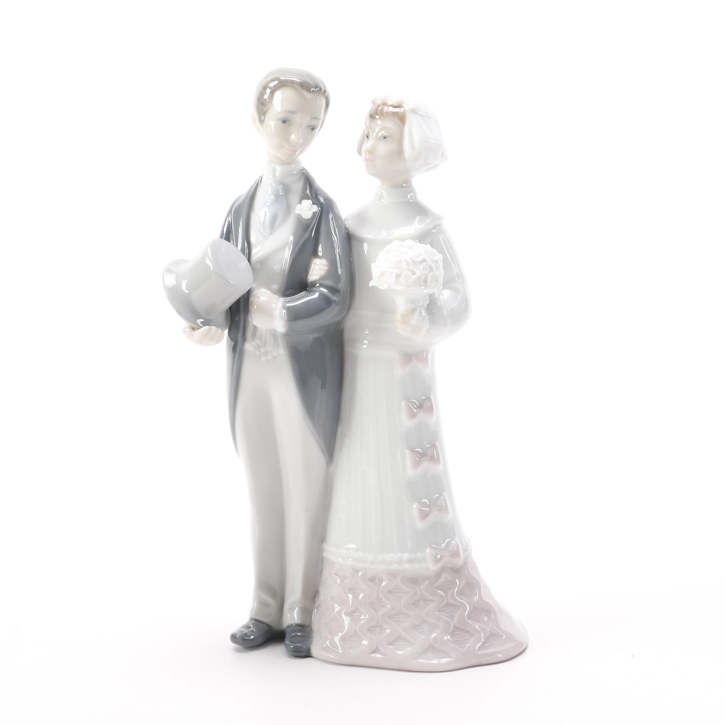 Lladró Wedding Couple Figurine
