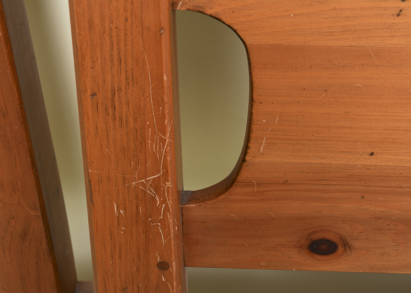 Ethan Allen Pine Queen-Size Four Poster Bed