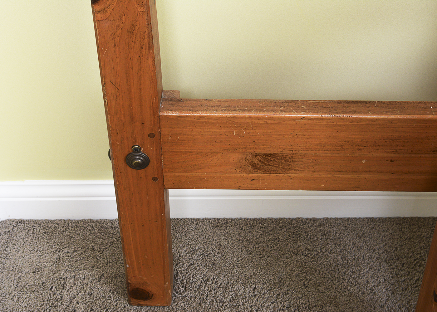 Ethan Allen Pine Queen-Size Four Poster Bed