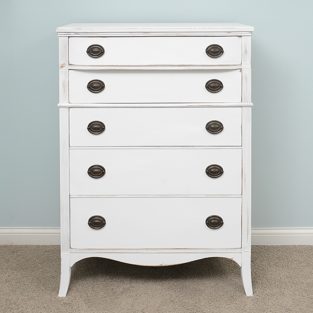 Huntley Furniture Chest of Drawers With Distressed Finish