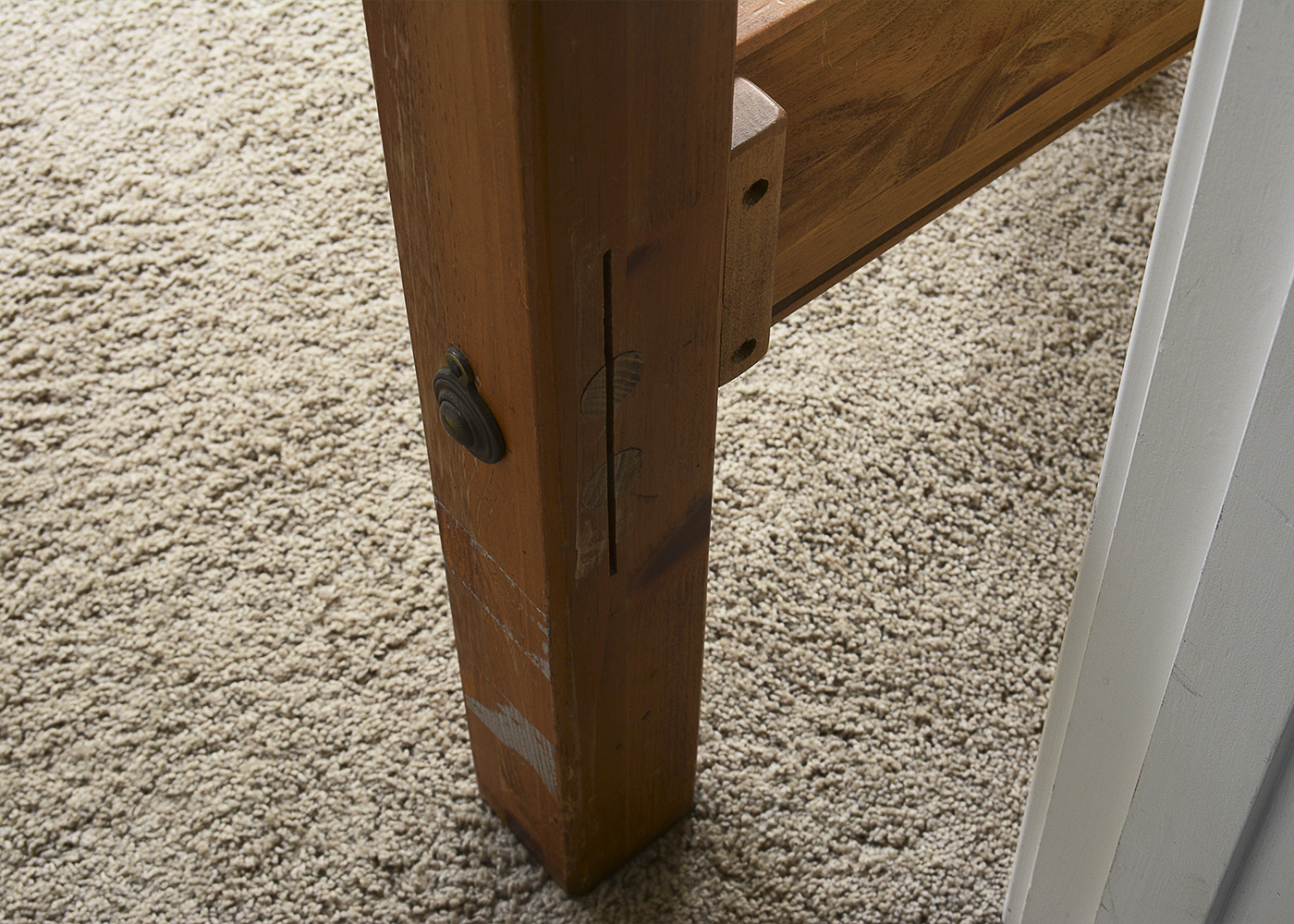 Ethan Allen Pine Queen-Size Four Poster Bed