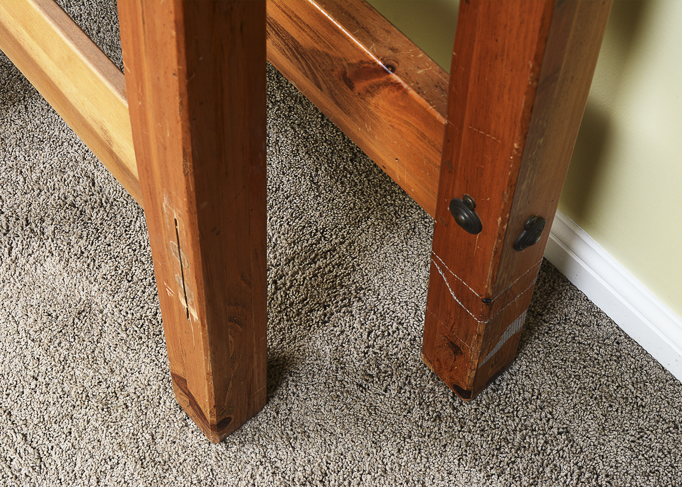 Ethan Allen Pine Queen-Size Four Poster Bed