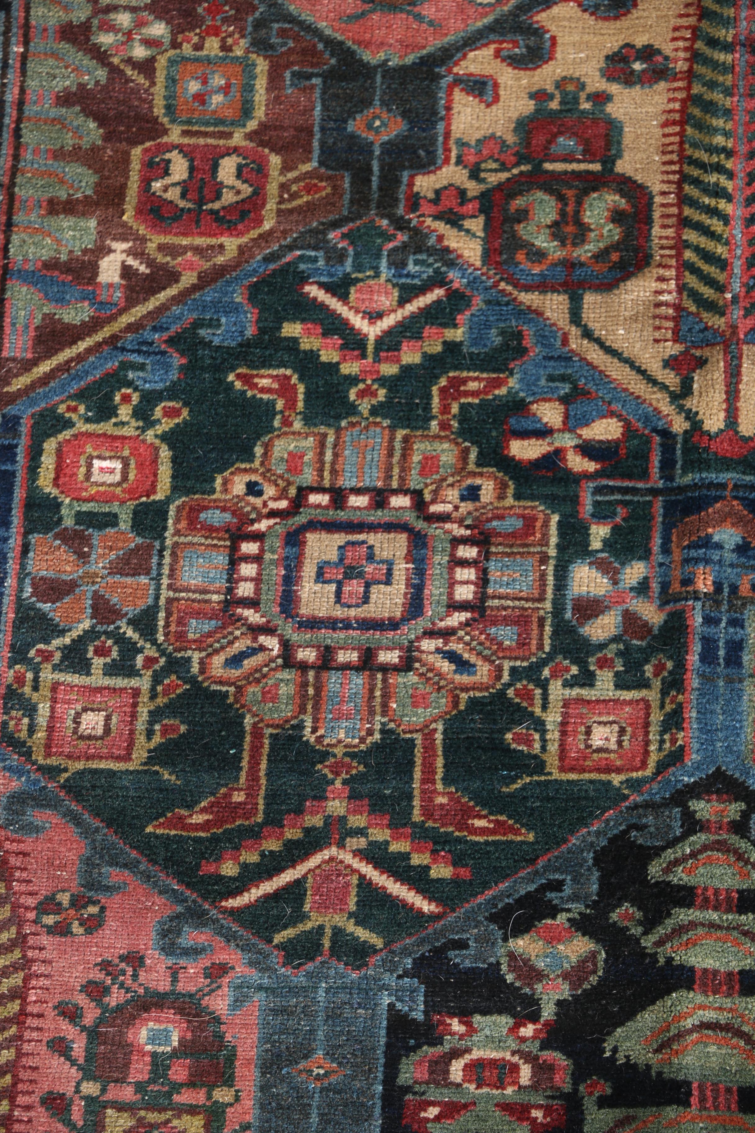 Outstanding Hand-Knotted Persian Bakhtiari Garden Rug