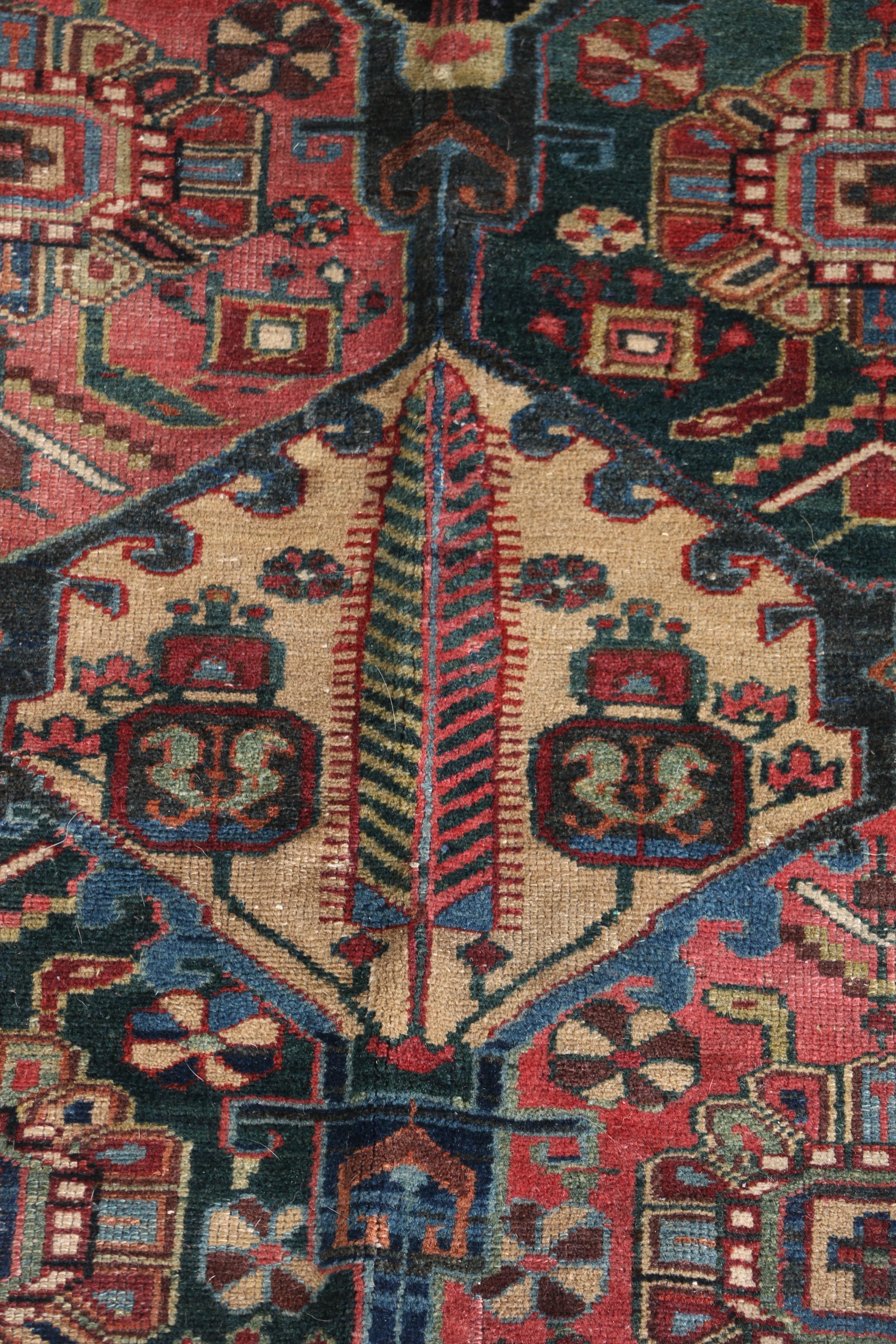 Outstanding Hand-Knotted Persian Bakhtiari Garden Rug