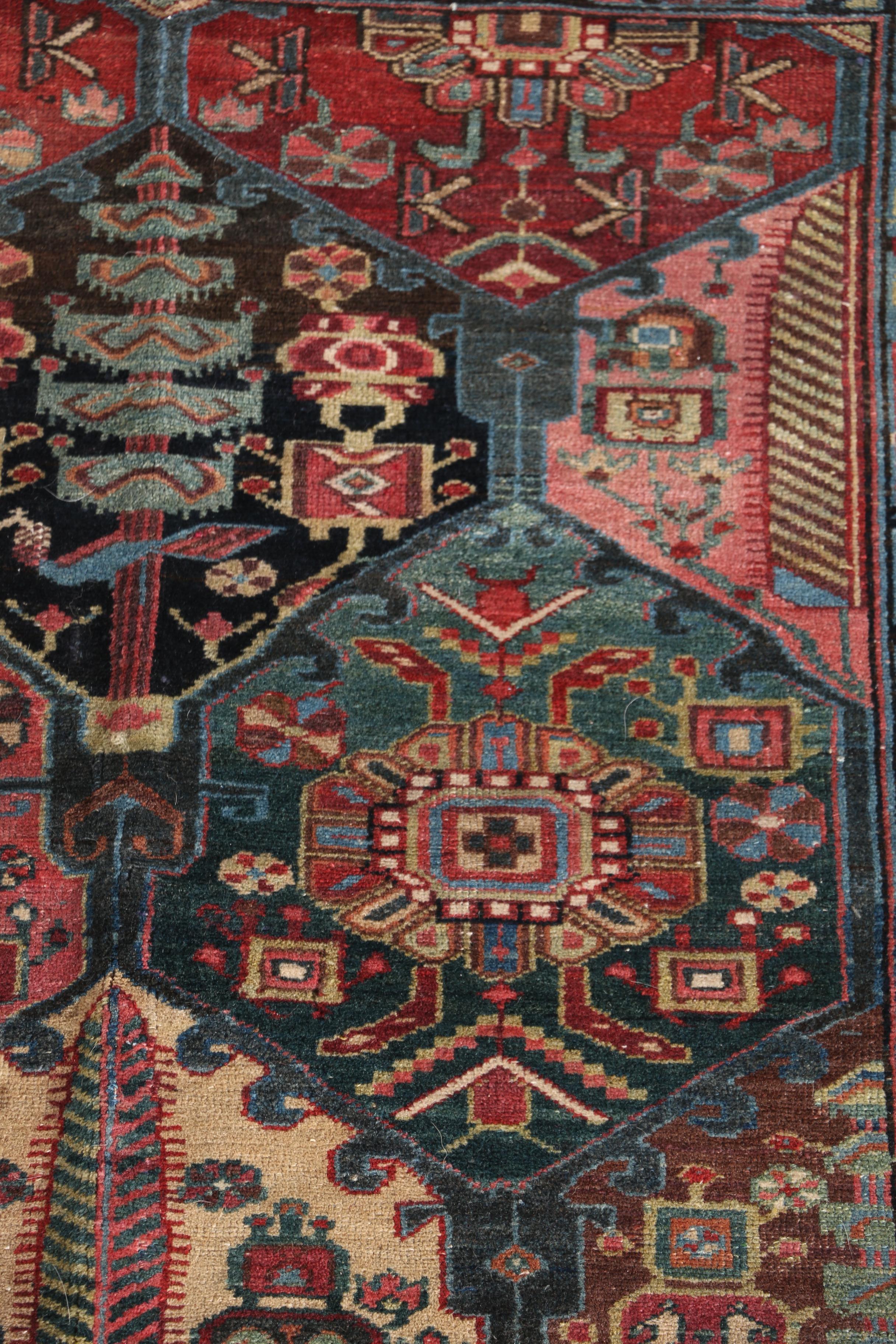 Outstanding Hand-Knotted Persian Bakhtiari Garden Rug