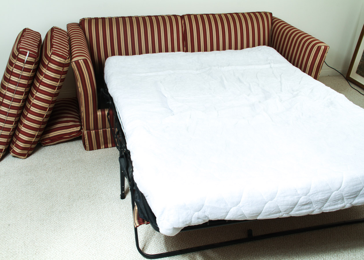 Sofa Sleeper with Two Ottomans