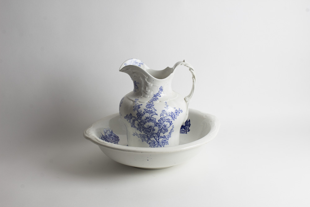 Alba China Washing Pitcher and Bowl