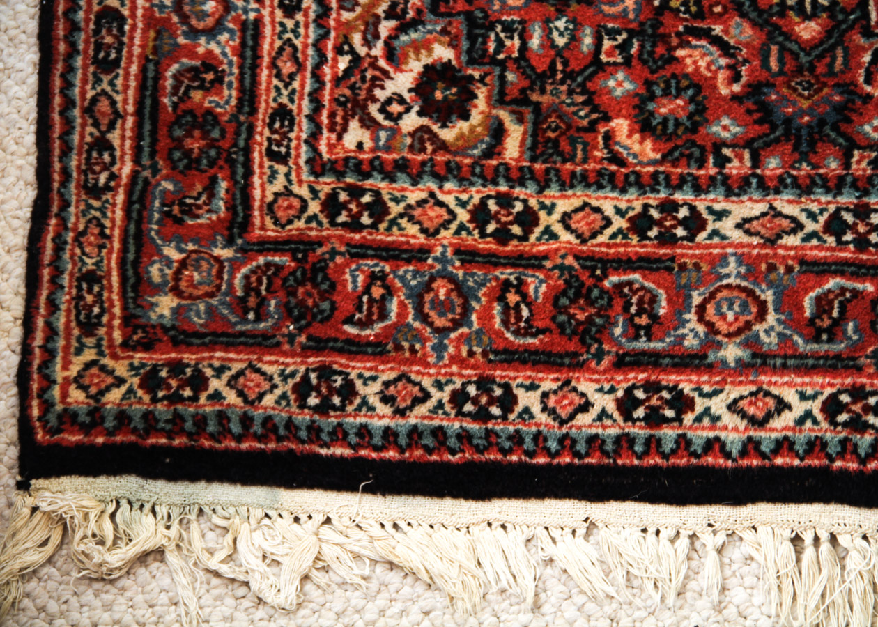 Machine Woven Persian Style Area Rug