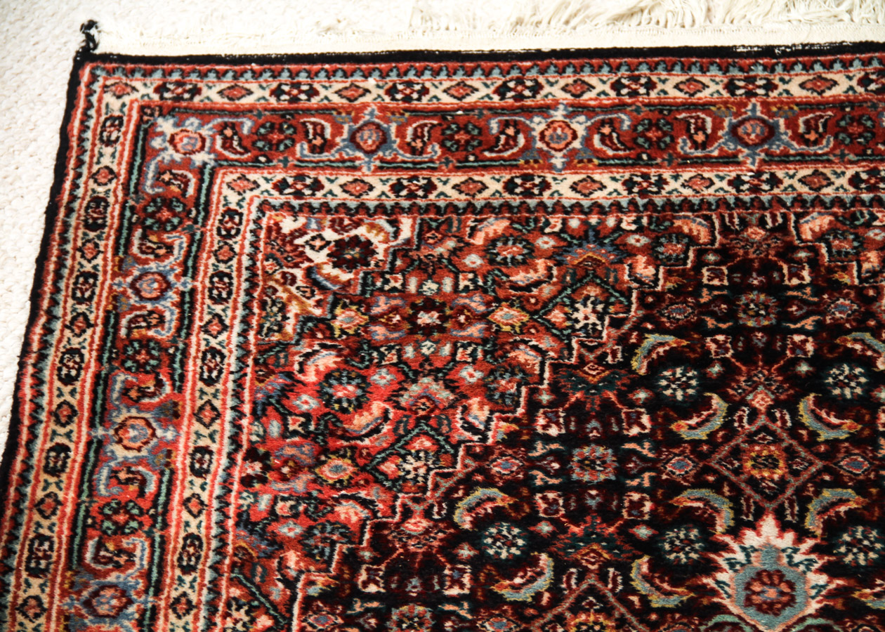 Machine Woven Persian Style Area Rug