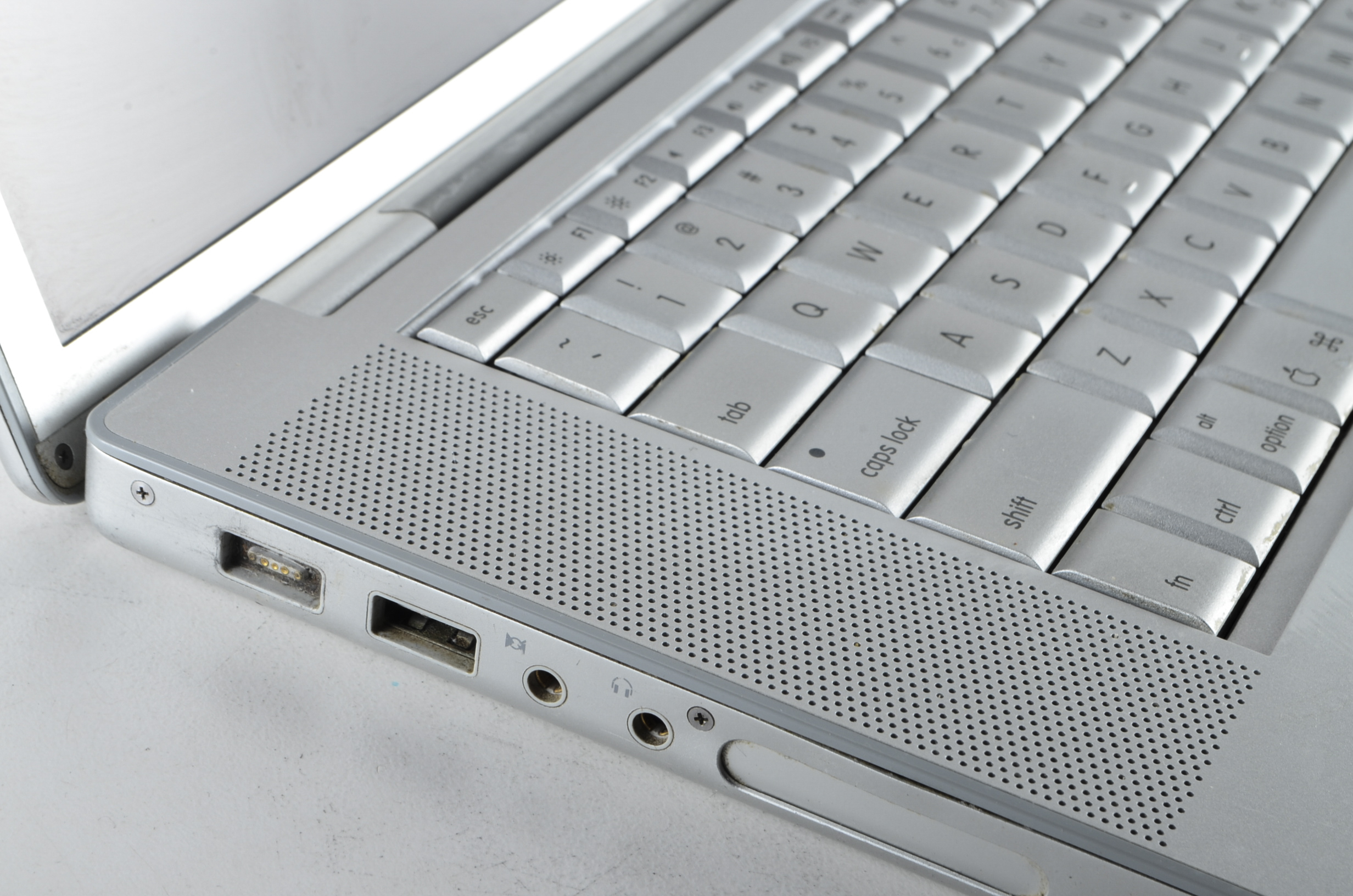 15" MacBook Pro Laptop