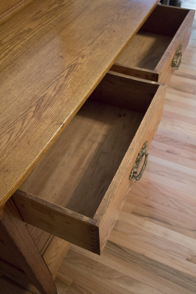 Antique Oak Chest of Drawers With Mirror
