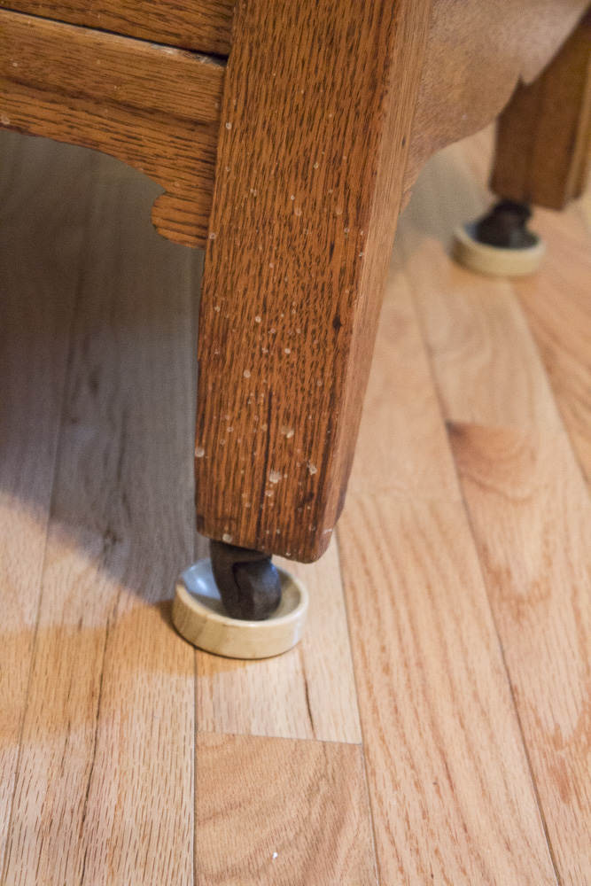 Antique Oak Chest of Drawers With Mirror