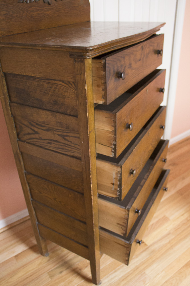 Vintage Rustic Chest of Drawers
