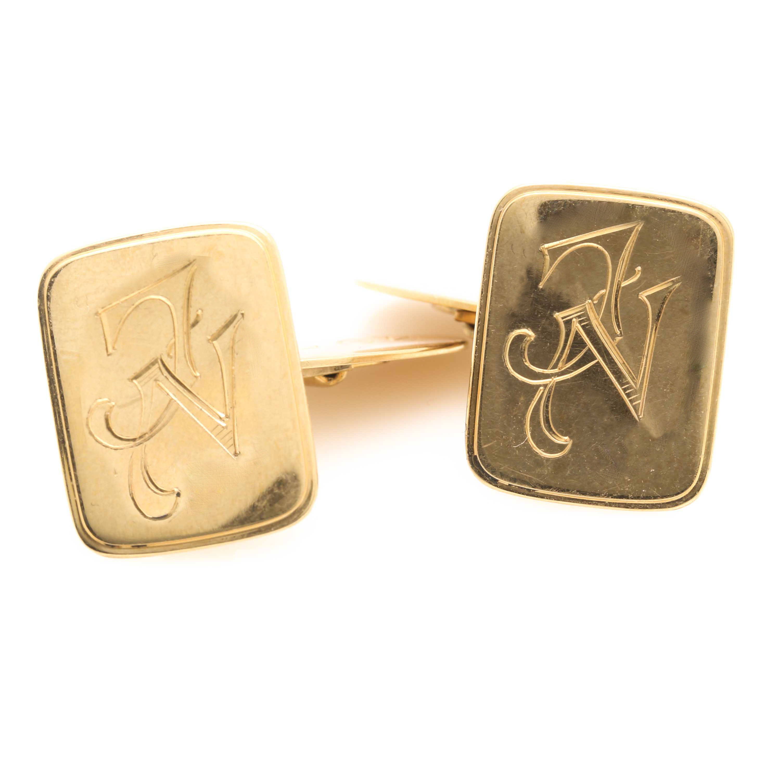 Vintage Swedish 18K Yellow Gold Engraved Cufflinks by K & E Carlson Company