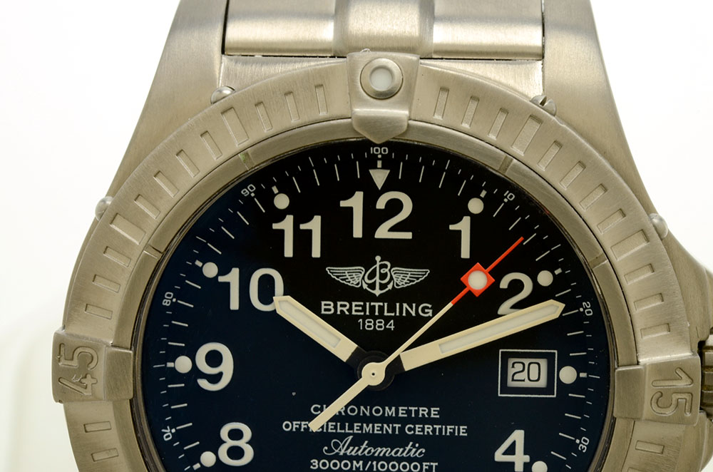 Men's Breitling Avenger Seawolf Titanium Diver 3,000m/10,000ft