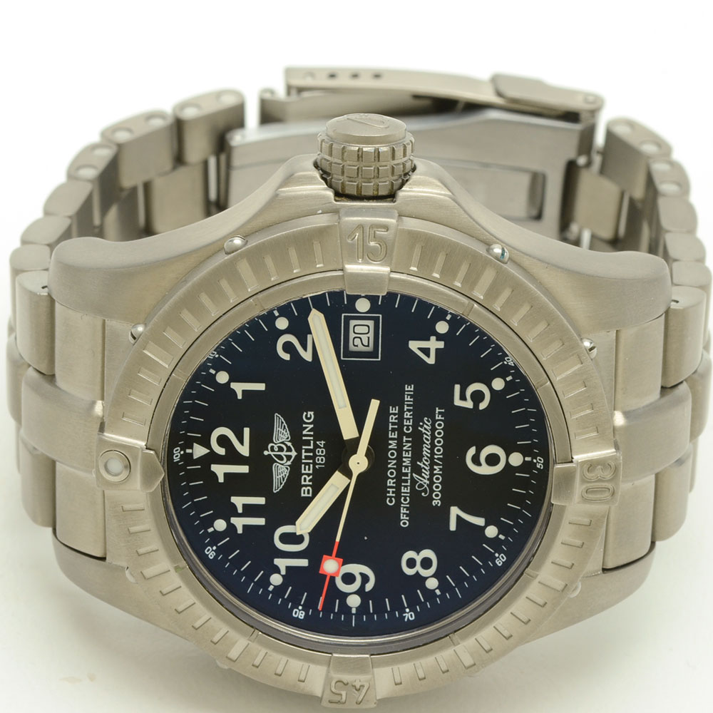Men's Breitling Avenger Seawolf Titanium Diver 3,000m/10,000ft