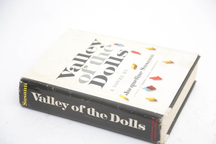 Jacqueline Susann "Valley of the Dolls"