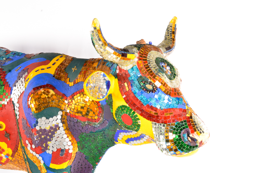 Life Sized Chicago 1999 "Cows on Parade"  named "Sacred Cow"