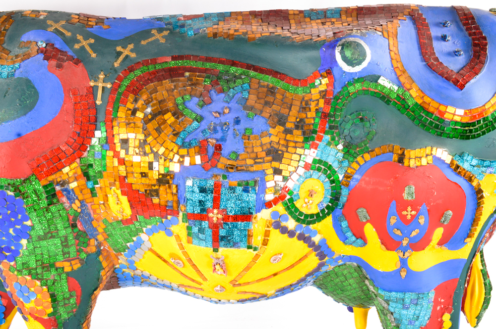 Life Sized Chicago 1999 "Cows on Parade"  named "Sacred Cow"