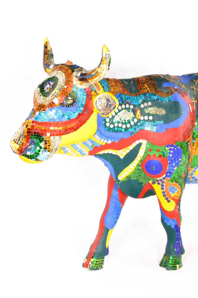 Life Sized Chicago 1999 "Cows on Parade"  named "Sacred Cow"