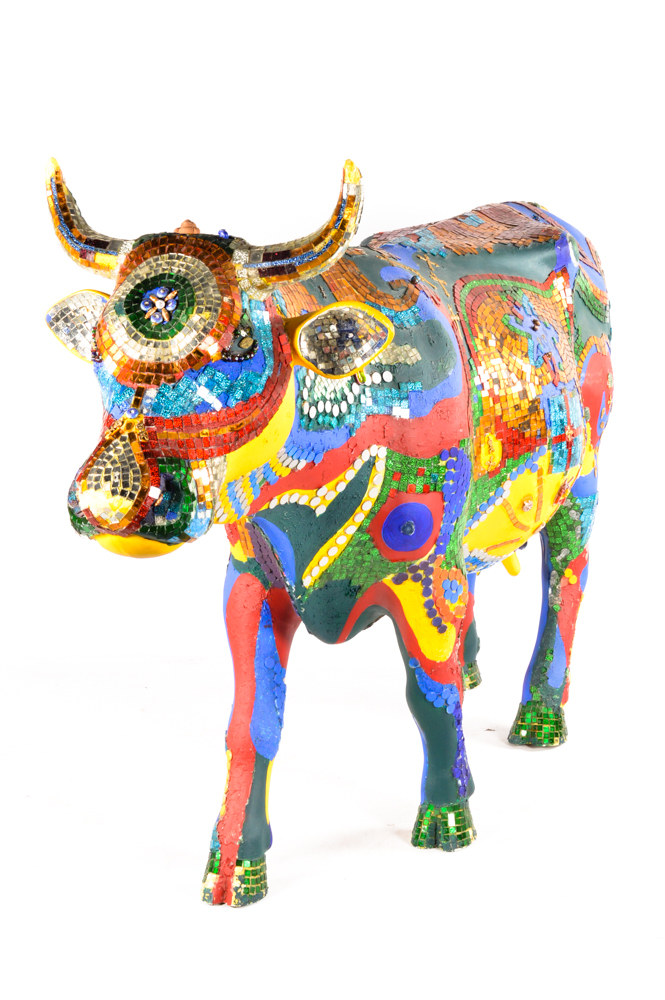 Life Sized Chicago 1999 "Cows on Parade"  named "Sacred Cow"
