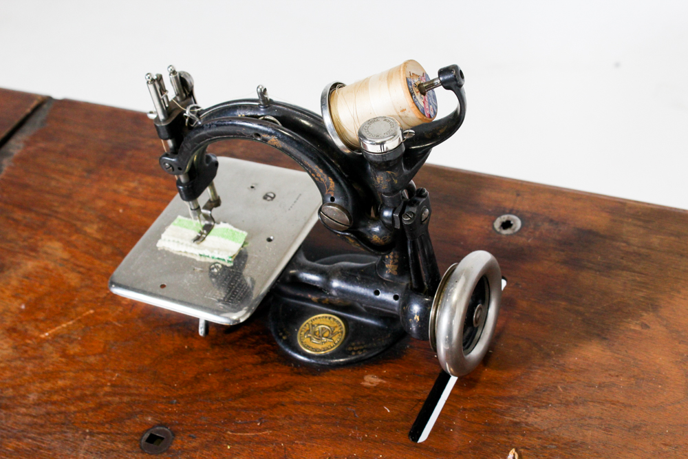 Antique  Wilcox & Gibbs Sewing Table and Machine