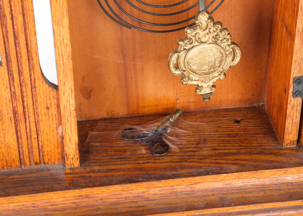 Antique Ingraham Eight Day Pendulum Mantel Clock