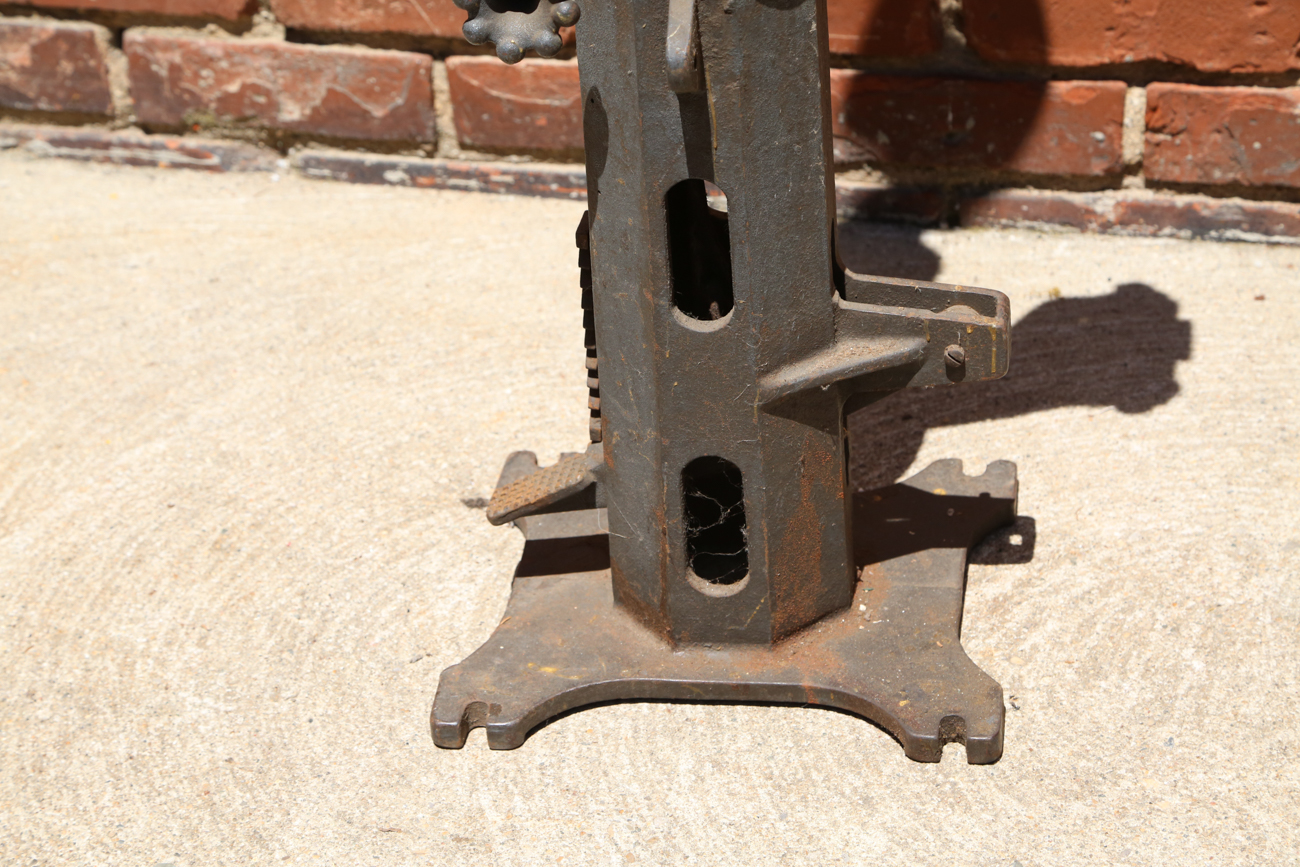Antique Cast Iron Auto Soler Shoe Machine