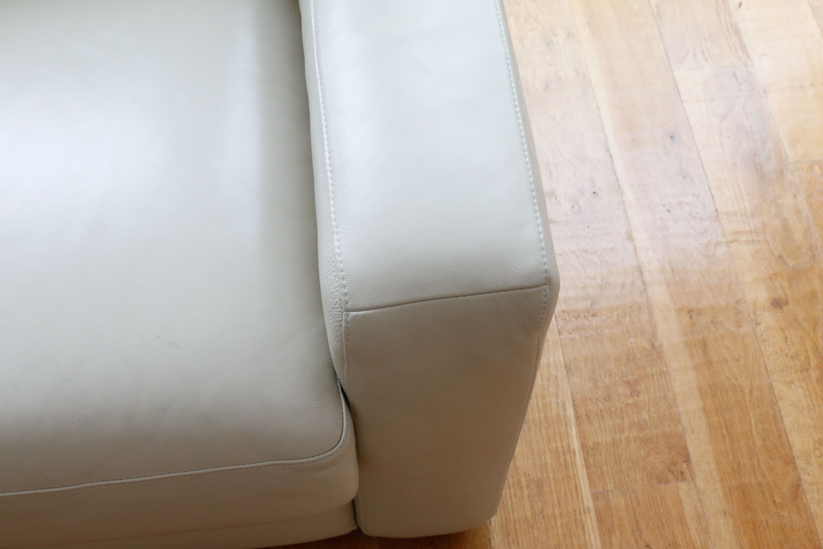 American Leather Pull Out Sofa Bed From Cantoni