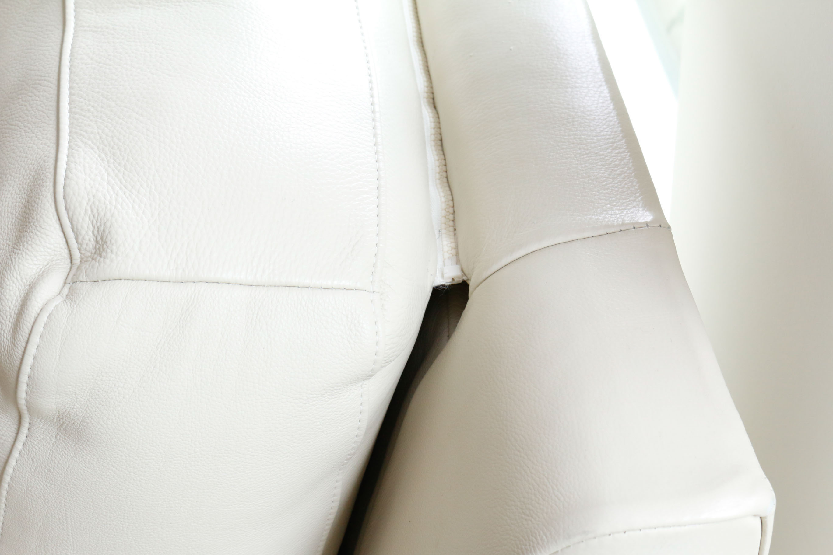 American Leather Pull Out Sofa Bed From Cantoni