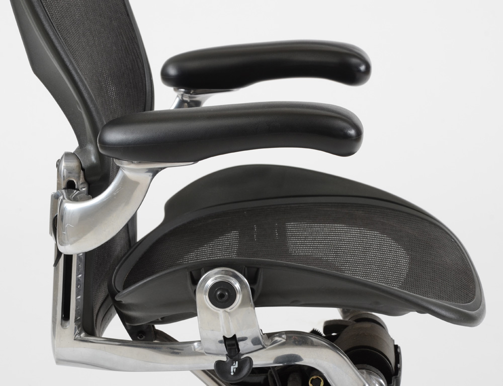 Herman Miller "Aeron" Office Chair