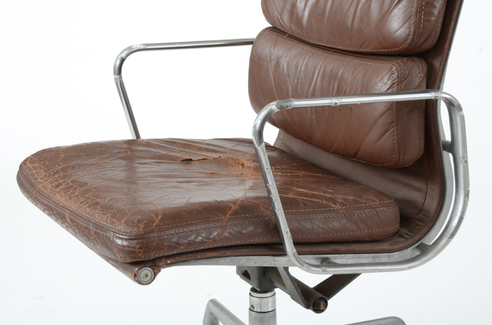 Vintage Eames for Herman Miller "Aluminum Group" Desk Chair