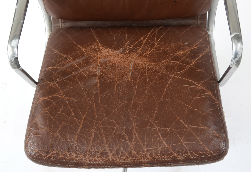 Vintage Eames for Herman Miller "Aluminum Group" Desk Chair