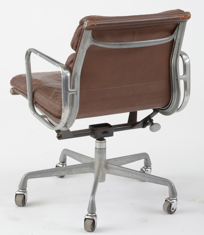 Vintage Eames for Herman Miller "Aluminum Group" Desk Chair