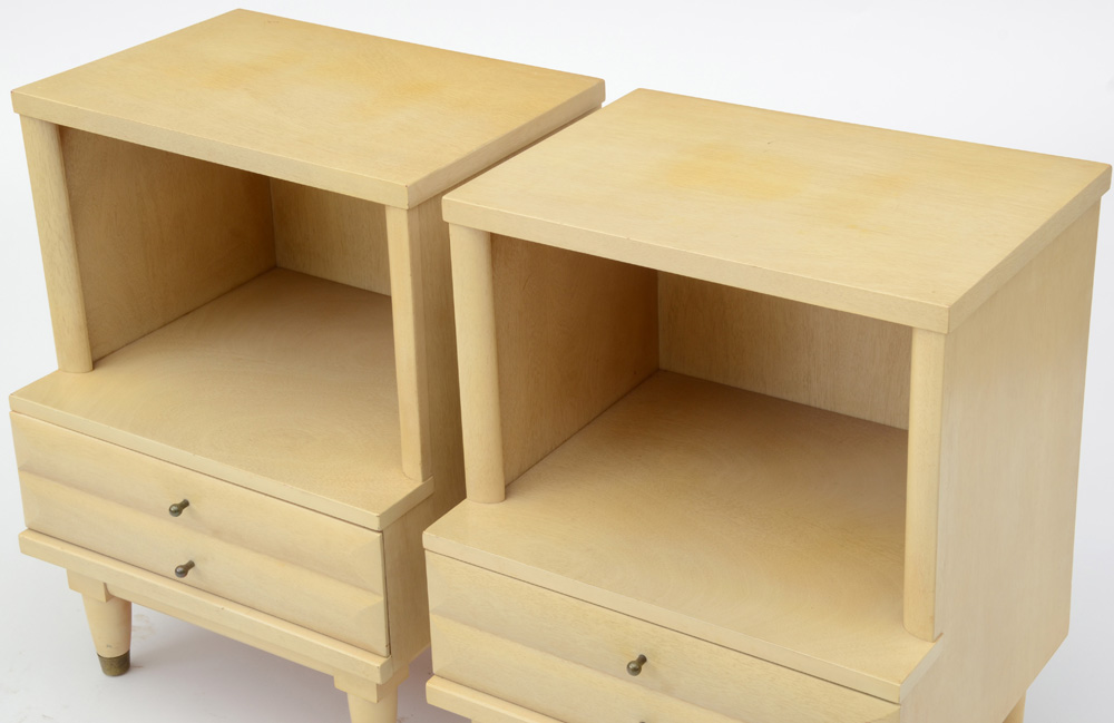Mid Century Modern Blonde Nightstands