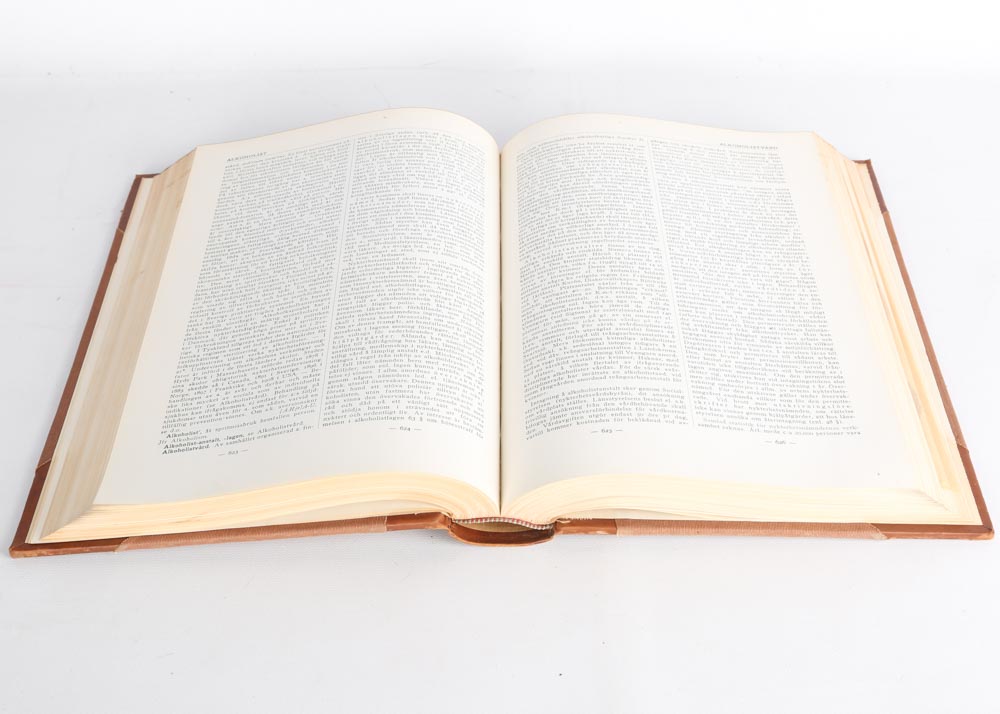 Vintage "Svensk Uppslagsbok" Swedish Encyclopedias