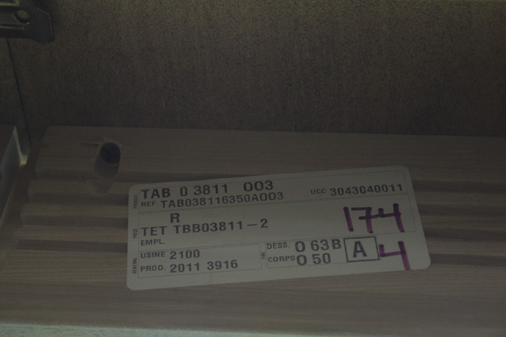 Canadel Farmhouse Style Dining Table with Benches and Chairs