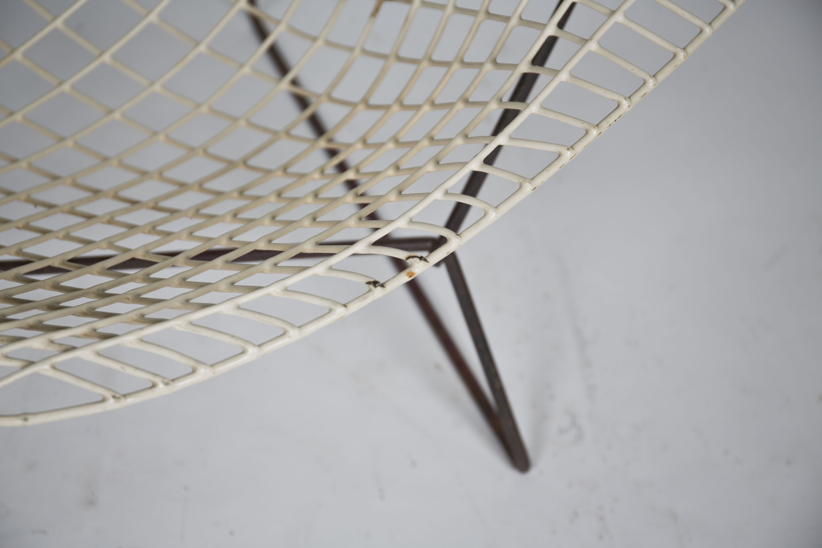 Mid Century Modern "Bird" Wire Chair Frame by Harry Bertoia