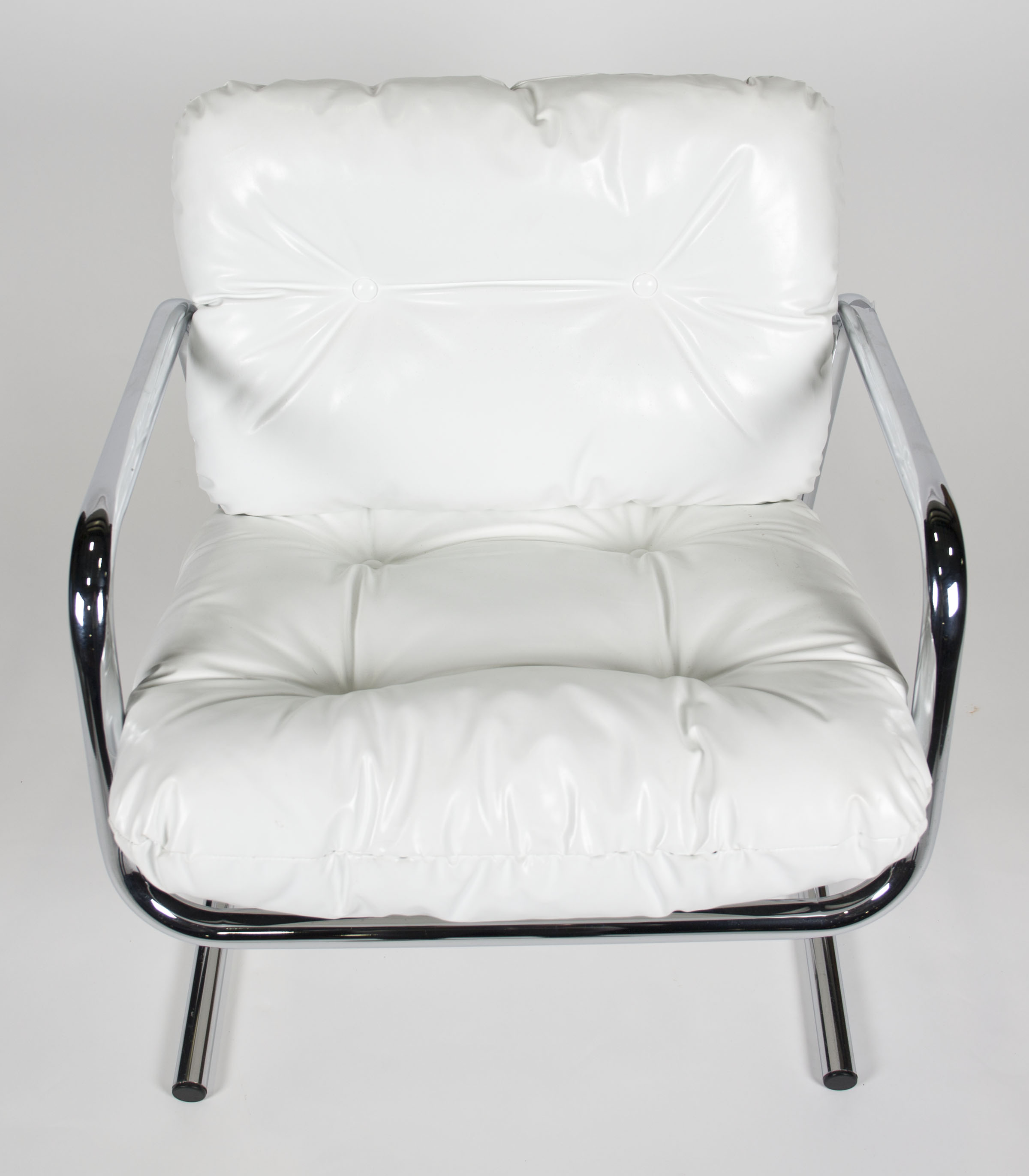 Mid Century Modern White Vinyl Lounge Chair