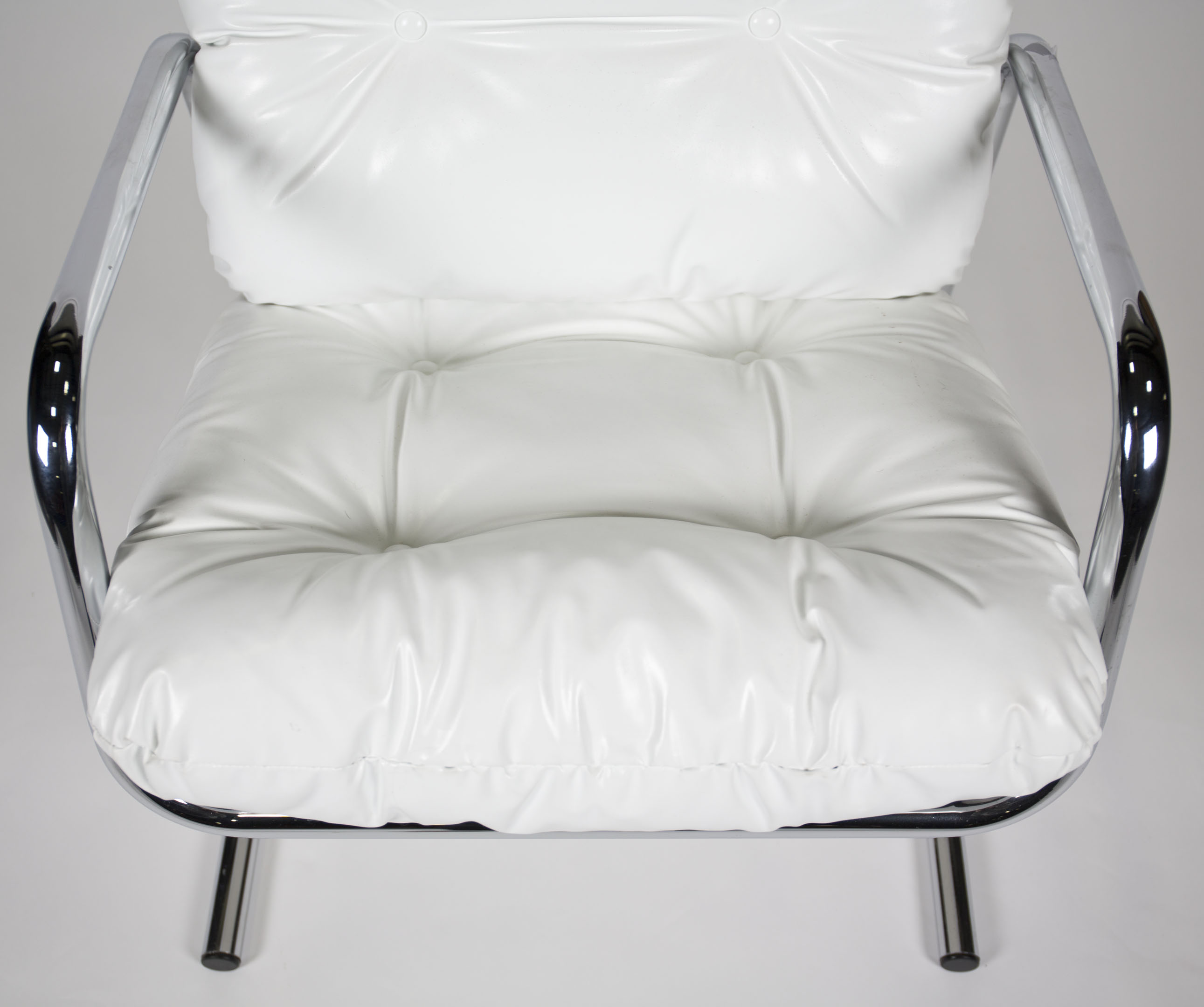 Mid Century Modern White Vinyl Lounge Chair