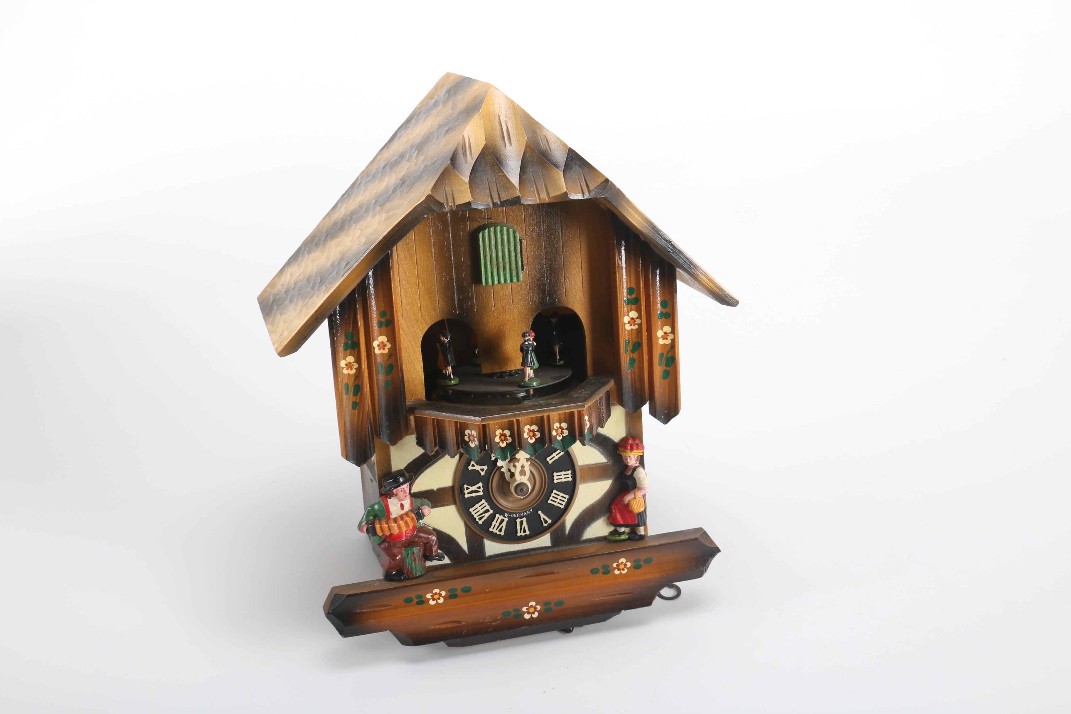 Kaiserwalzer Cuckoo Clock