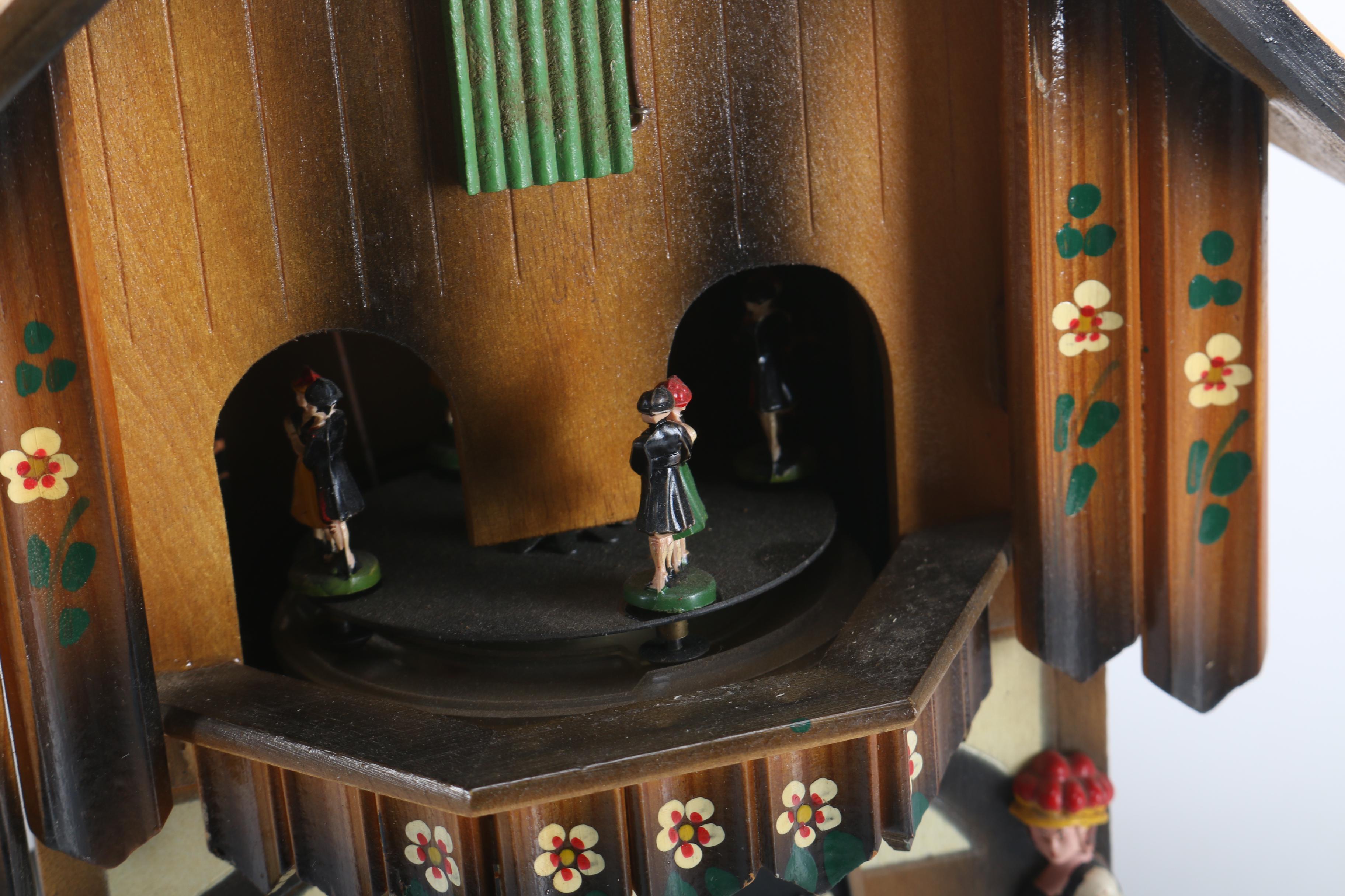 Kaiserwalzer Cuckoo Clock