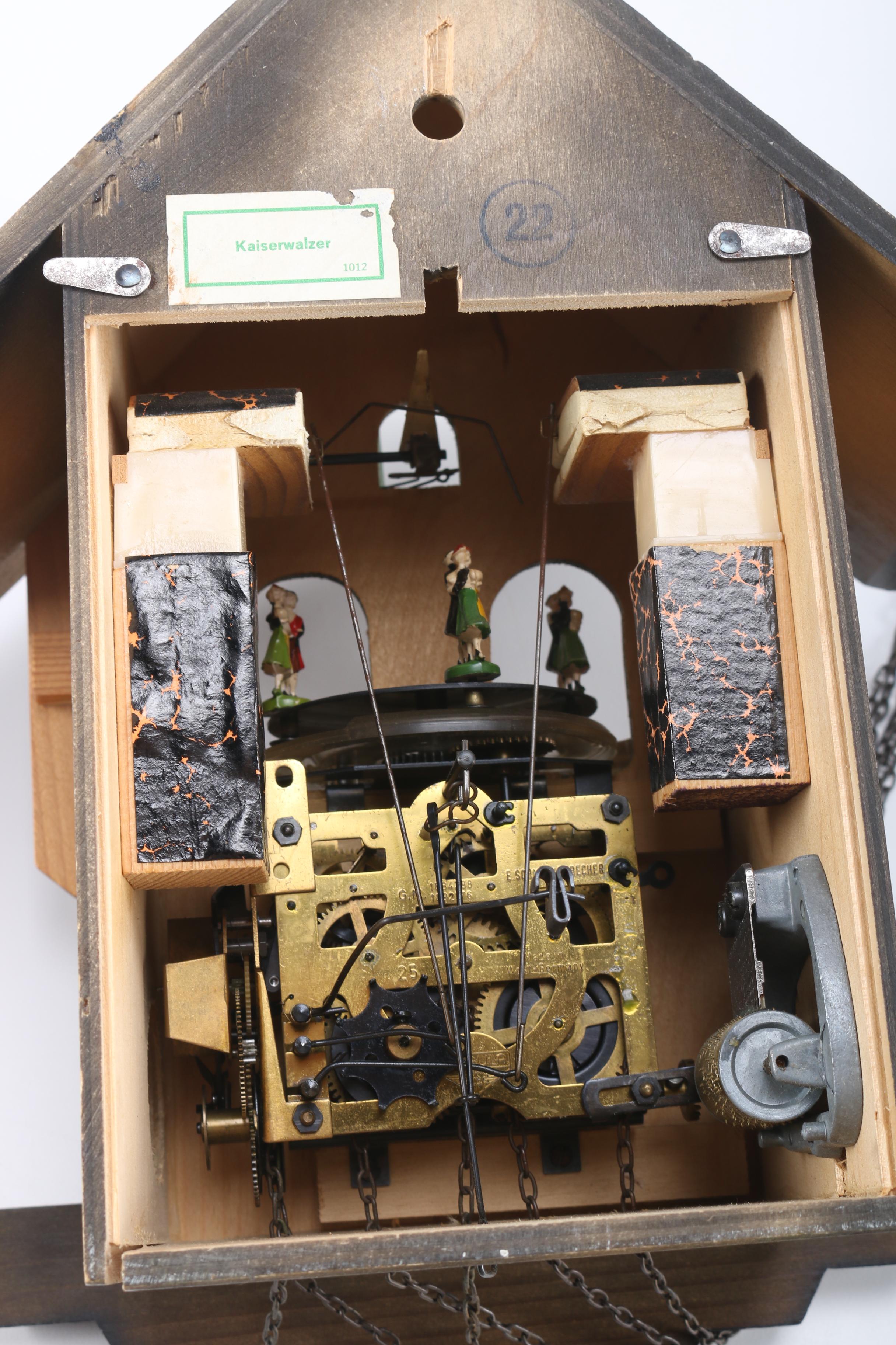 Kaiserwalzer Cuckoo Clock