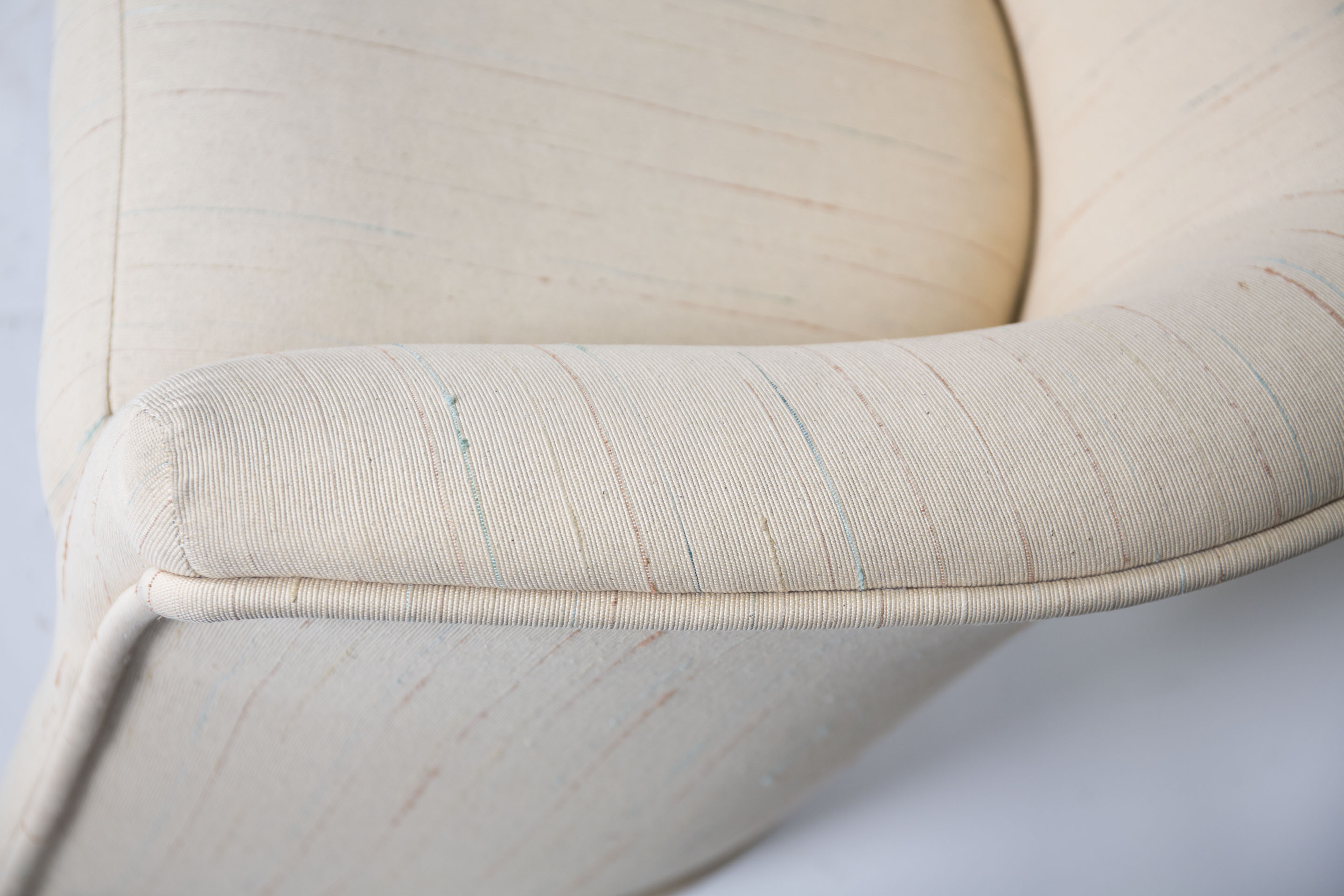 Vintage Upholstered Lounge Chairs by Thayer Coggin